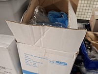 Partij pbm materiaal o.a. kleenguard - afbeelding 7 van  10