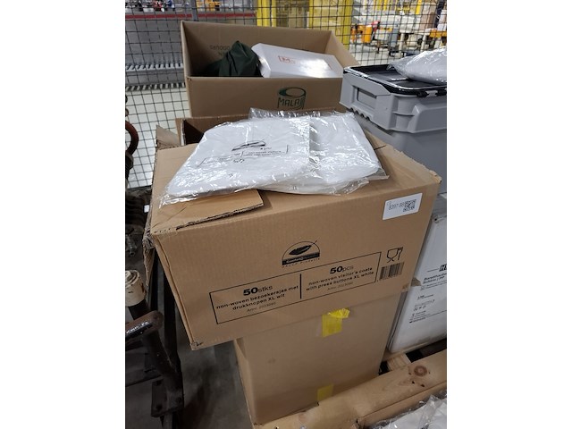 Partij pbm materiaal o.a. kleenguard - afbeelding 10 van  10