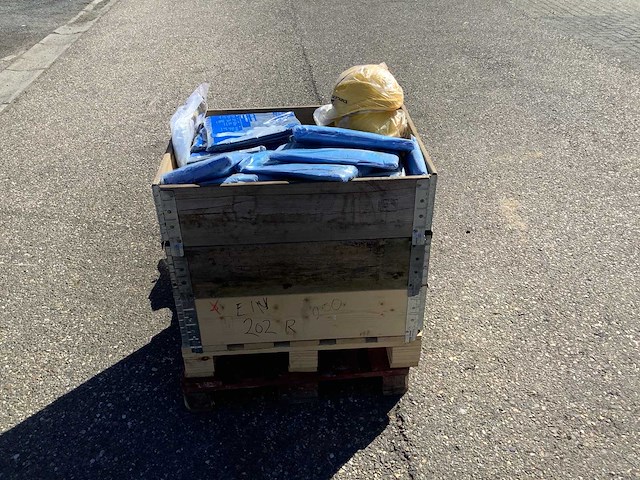 Partij pbm’s en werkkleding - afbeelding 7 van  12