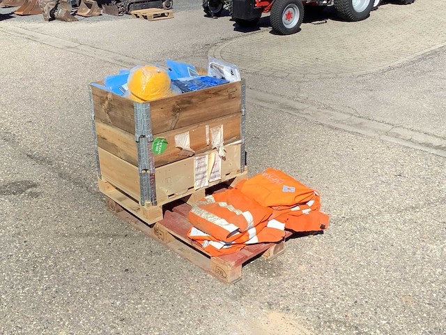 Partij pbm’s en werkkleding - afbeelding 8 van  10