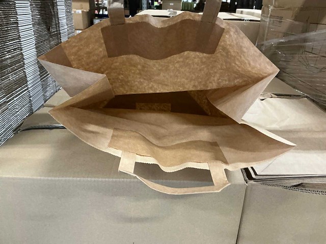 Partij pdt blanco 80 grs bruin kraft fsc mix credit (320x150)x430mm (3750x) - afbeelding 5 van  5