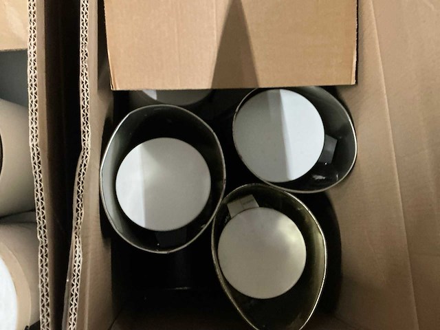 Partij pedaalemmers en afvalbakken - afbeelding 11 van  11