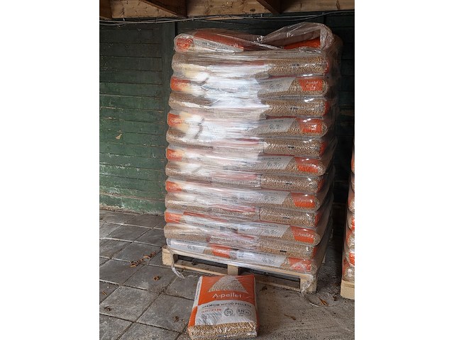 Partij pelletkachel korrels a-pellet, premium wood pellets - afbeelding 1 van  2