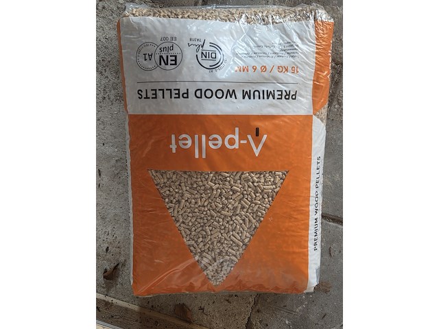 Partij pelletkachel korrels a-pellet, premium wood pellets - afbeelding 2 van  2