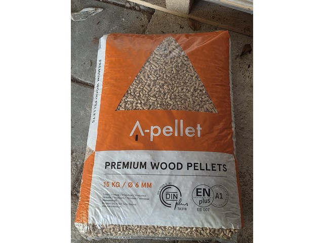 Partij pelletkachel korrels a-pellet, premium wood pellets - afbeelding 2 van  2