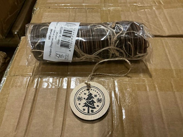 Partij pendant christmas tree wooden disc ø5,5cm natural (23040x) - afbeelding 1 van  4