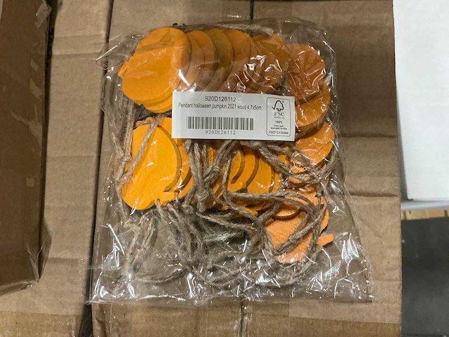Partij pendant halloween pumpkin 2021 wood 4,7x5cm (13172x) - afbeelding 3 van  5