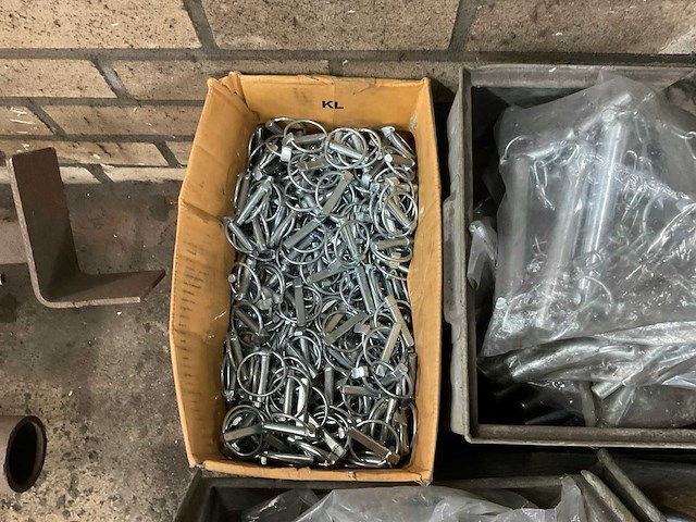 Partij pennen, haken, splitpennen, d-sluiting - afbeelding 2 van  8