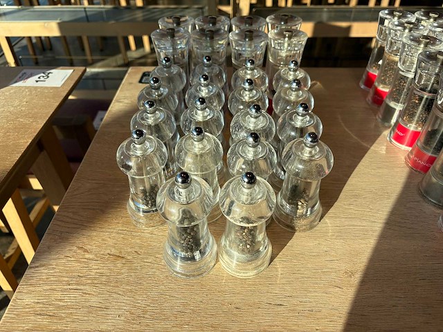 Partij peper- en zoutmolens - afbeelding 1 van  2