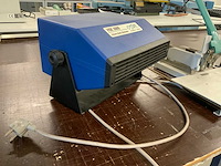 Partij perforators, nietmachines en stille ionisator (5x) - afbeelding 6 van  9