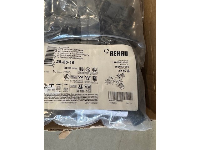 Partij perskoppelingen en schuifhulzen rehau, rautitan en rautherm - afbeelding 8 van  11