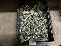 Partij perskoppelingen - afbeelding 1 van  1