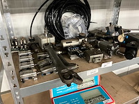 Partij persluchtapparatuur - afbeelding 2 van  9