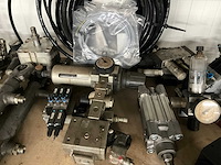 Partij persluchtapparatuur - afbeelding 4 van  9