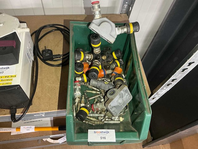 Partij persluchtkoppelingen - afbeelding 1 van  3