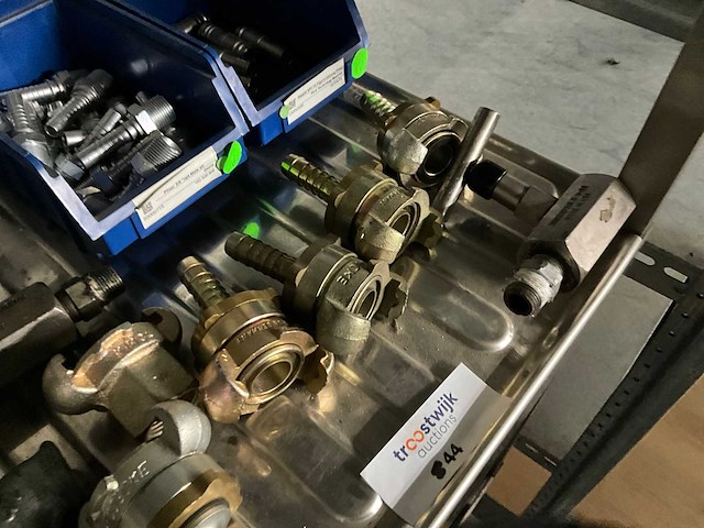 Partij persluchtkoppelingen - afbeelding 3 van  5