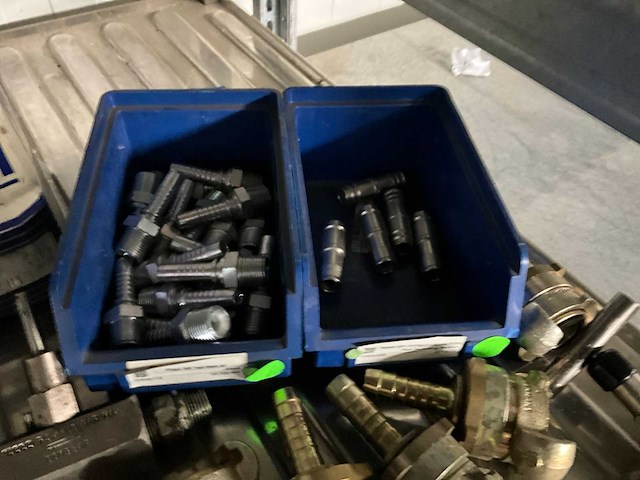 Partij persluchtkoppelingen - afbeelding 4 van  5