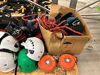 Partij persoonlijk veiligheidsmaterieel - afbeelding 3 van  6