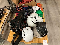 Partij persoonlijk veiligheidsmaterieel - afbeelding 2 van  6