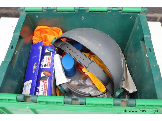 Partij persoonlijke beschermingsmiddelen o.a. gehoorbeschermer, handschoenen & veiligheidsvest - afbeelding 3 van  4