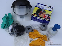 Partij persoonlijke beschermingsmiddelen o.a. gehoorbeschermer &handschoenen - afbeelding 1 van  6