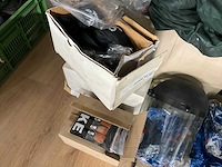 Partij persoonlijke beschermingsmiddelen - afbeelding 2 van  5