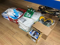 Partij persoonlijke beschermingsmiddelen - afbeelding 1 van  6