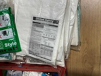 Partij persoonlijke beschermingsmiddelen - afbeelding 4 van  6