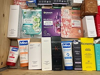 Partij persoonlijke verzorgingsproducten - afbeelding 2 van  8