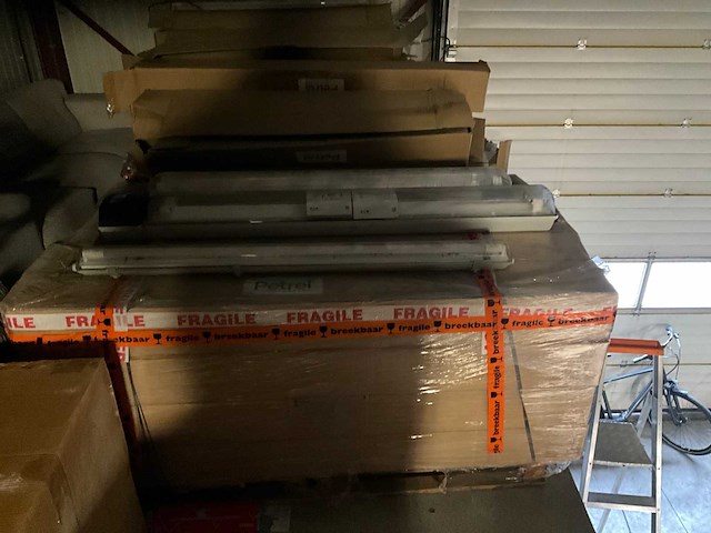 Partij petrel tl armaturen - afbeelding 6 van  8