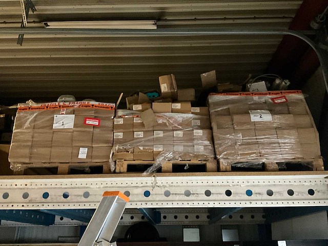 Partij petrel tl armaturen - afbeelding 3 van  8