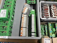 Partij phoenix contact aansluit- en besturingscomponenten - afbeelding 4 van  9