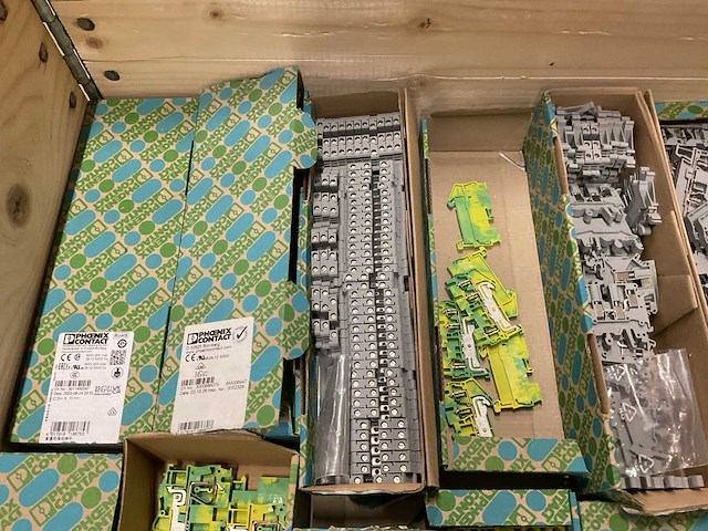 Partij phoenix contact installatiemateriaal - afbeelding 8 van  9