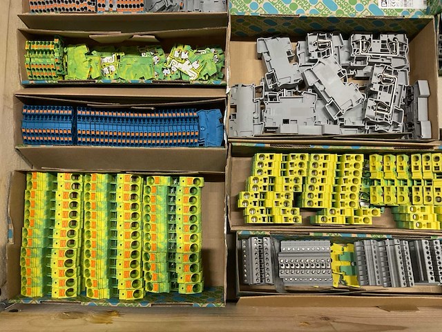 Partij phoenix contact installatiemateriaal - afbeelding 4 van  7