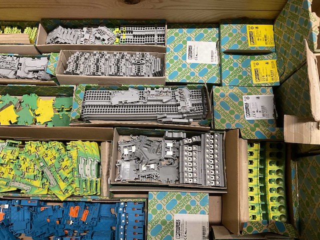 Partij phoenix contact installatiemateriaal - afbeelding 7 van  9