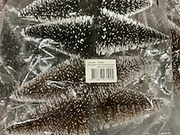 Partij pick christmas tree 9cm with snow (227x) - afbeelding 3 van  3
