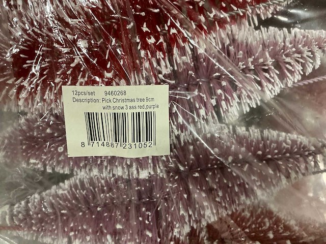 Partij pick christmas trees 9cm with snow (552x) - afbeelding 5 van  5