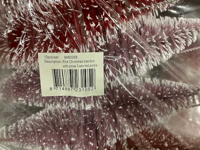 Partij pick christmas trees 9cm with snow (552x) - afbeelding 5 van  5