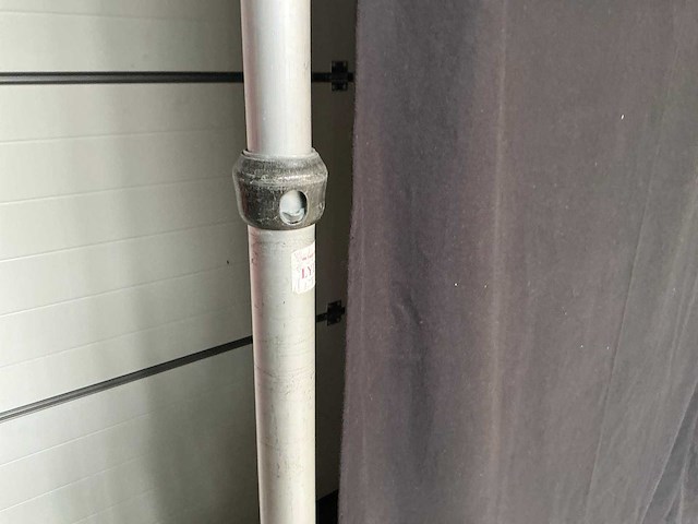 Partij pipe & drape - afbeelding 10 van  13