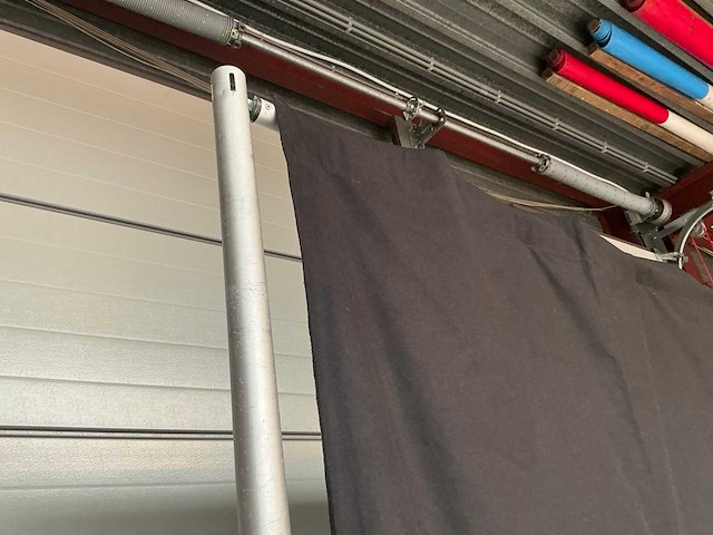 Partij pipe & drape - afbeelding 11 van  13