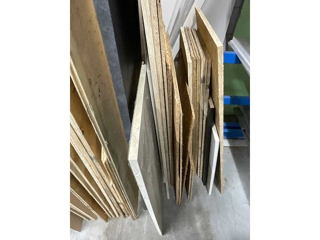 Partij plaatmateriaal; waaronder hpl - afbeelding 5 van  13