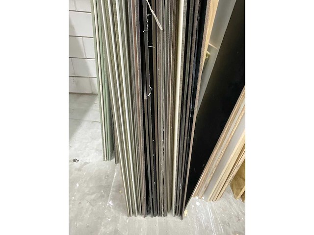 Partij plaatmateriaal; waaronder hpl - afbeelding 7 van  13