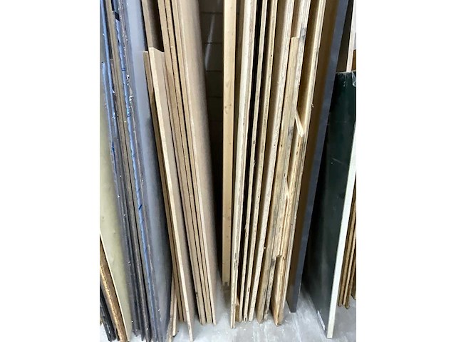 Partij plaatmateriaal; waaronder hpl - afbeelding 12 van  13