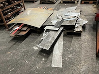 Partij plaatmateriaal - afbeelding 1 van  5