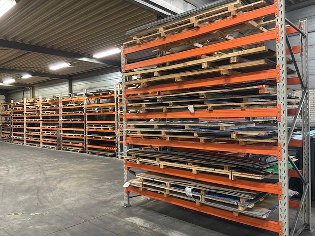 Partij plaatmateriaal - afbeelding 2 van  17