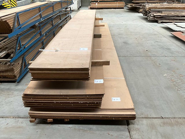 Partij plaatmateriaal - afbeelding 2 van  8