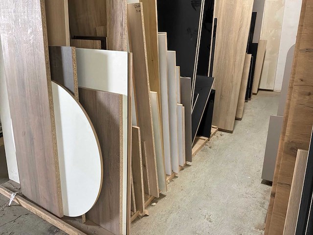 Partij plaatmateriaal - afbeelding 2 van  12