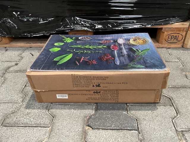 Partij placemat square - kruiden - 43,5 x 28,5 cm (216x) - afbeelding 2 van  3