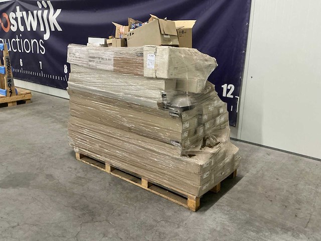 Partij plafonlampen - afbeelding 1 van  8