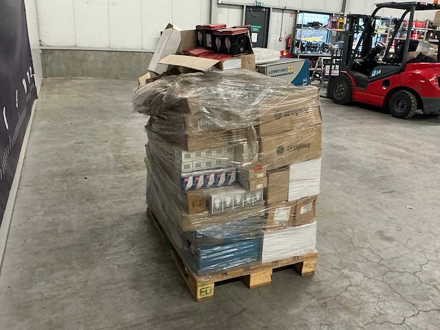 Partij plafonlampen - afbeelding 4 van  8